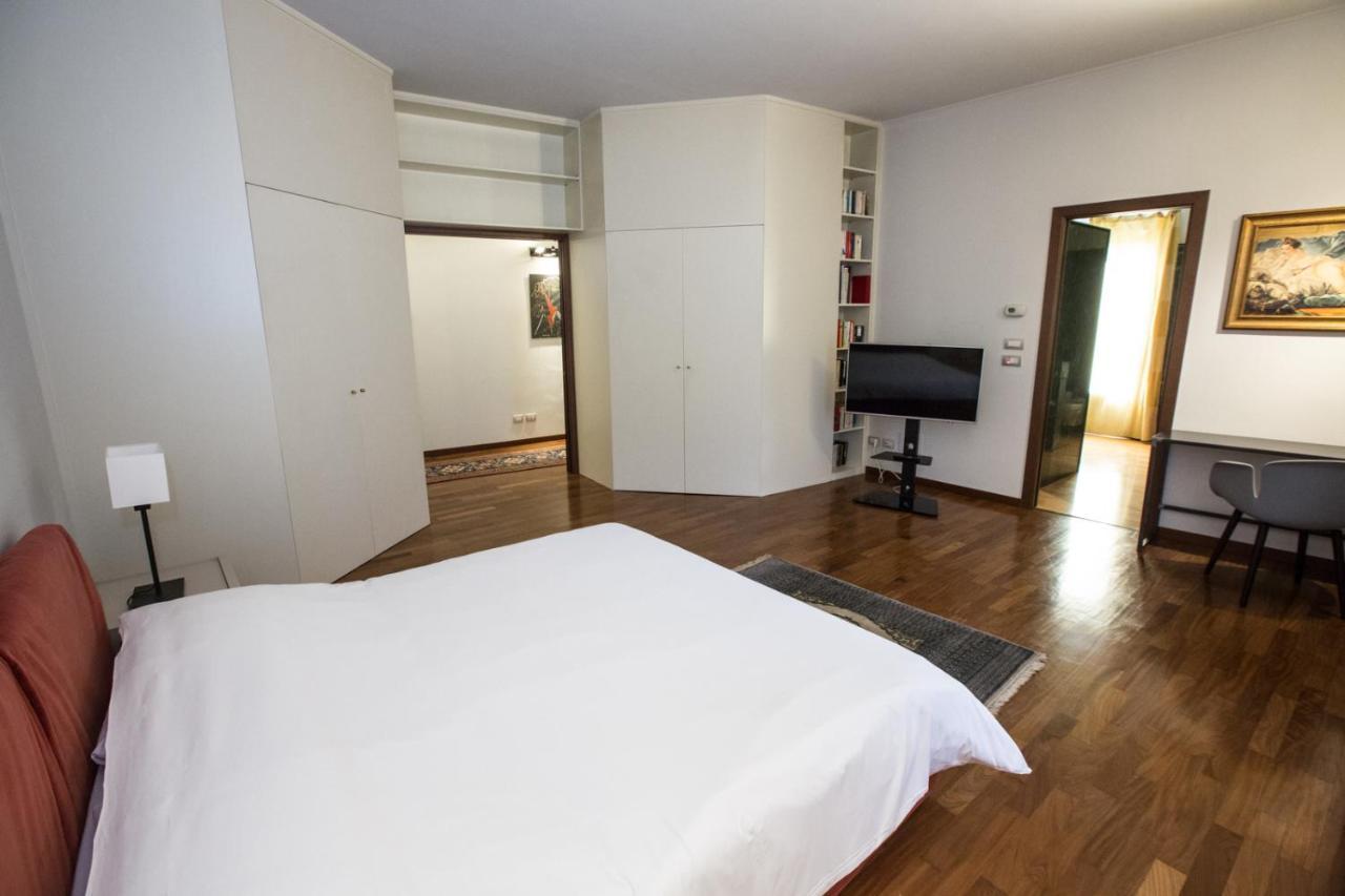 Historical Apartment In The Center Of Gravedona - Larihome A02 Exterior photo